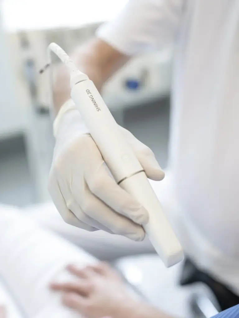 Intraoralscanner für die digitale Abdrucknahme