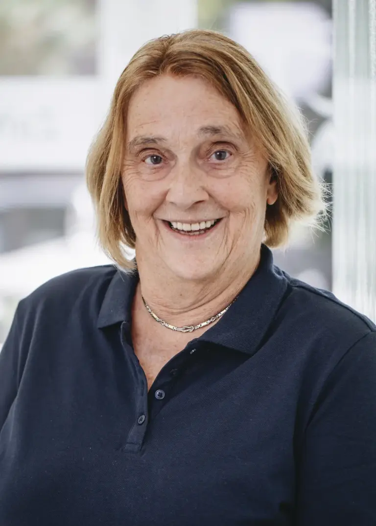 Beate Jäger, Empfang / Terminvergabe in der Zahnarztpraxis Dr. Birch in Hamburg-Eidelstedt